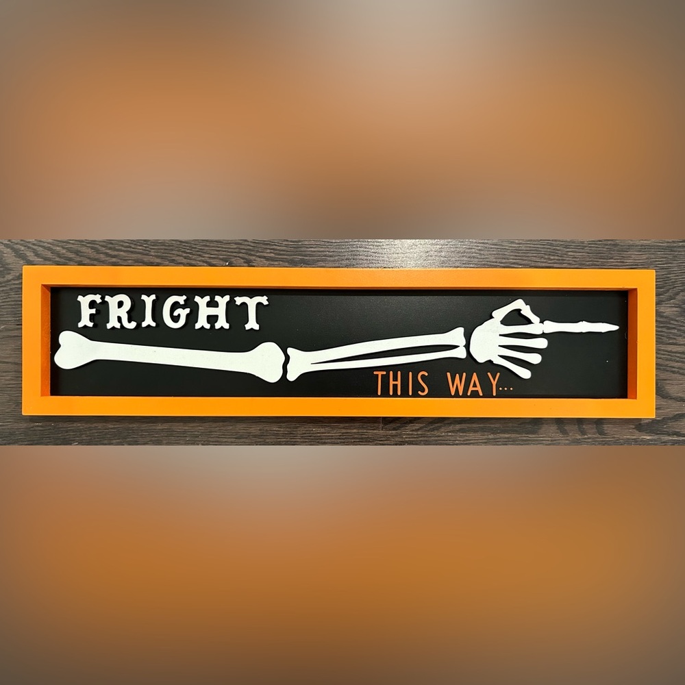 Halloween Skeleton Wall Sign NWT